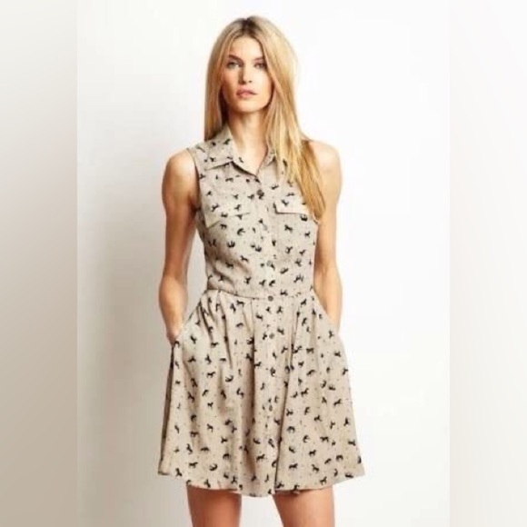 BCBG Generation Cross-Back Sleeveless Collar Dress W Dotted Horse Print Size 8 - Picture 1 of 17